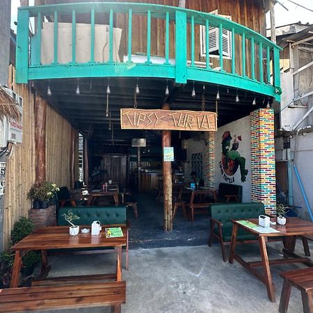 Tipsy Turtle Hostel Kaoh Touch Exterior photo