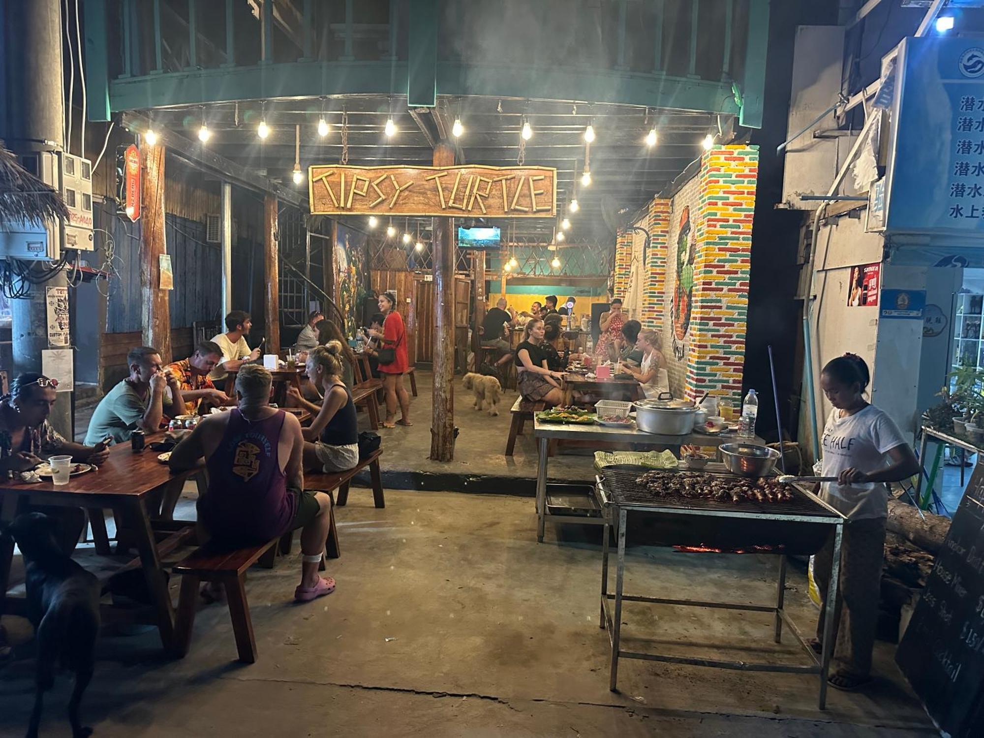 Tipsy Turtle Hostel Kaoh Touch Exterior photo